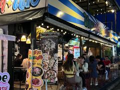 -席娜卡琳火车铁道夜市