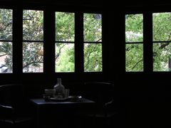 -Nathalie Djurberg与Hans Berg“牛皮纸包裹的月亮”-Prada荣宅当季展览