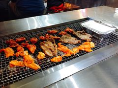-马路牙子地桌烤肉(工体店)