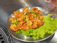 掌中宝-马路牙子烧烤音乐酒馆(望京店)