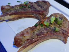 苏尼特金质烤羊排-三个蒙古大叔羊肉串(大宁店)