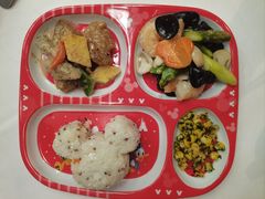 -晶荷轩(香港迪士尼乐园酒店)