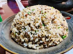 山珍炒饭-蘑统田下·野生菌火锅