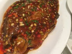 葱烧武昌鱼-亢龙太子酒轩(东湖店)