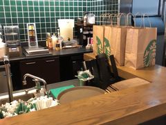 -星巴克臻选(威海威高广场店)