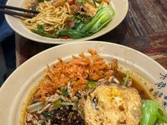 -方铲铲·成都板凳面(滨江银泰店)
