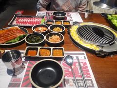 -青瓦炭韩潮烤肉(花园道店)
