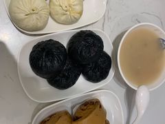 -李与白包子铺(桐梓林店)