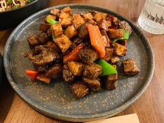 杏鲍菇炒牛肉粒-来龙里 精致 东南亚餐室(万象城店)