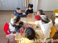 -MuaKids Garden