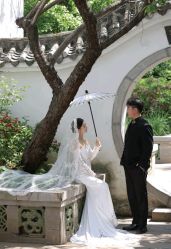 -拾年·定制婚纱摄影