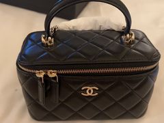 -CHANEL(恒隆广场店)