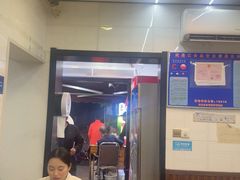-覃肥叔桂林米粉(粮道街店)