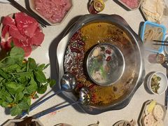 -九尺赵老四鲜鹅肠火锅