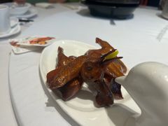 红烧乳鸽-勝記酒家·37年老字号·经典粤菜(荔枝公园店)