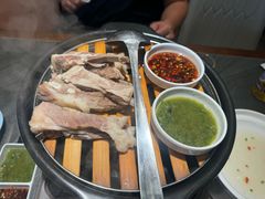-百彦蒙古包·碳烤羊排·手抓羊肉(万江首店)