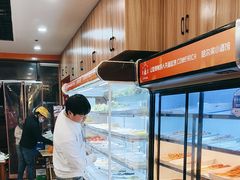 -哈尔滨小酒馆·鲜肉现穿自助烧烤(康新花园店)