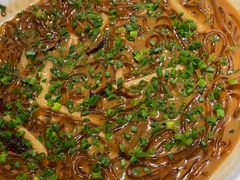 沙蒜烧豆面-新荣记(BFC外滩金融中心店)