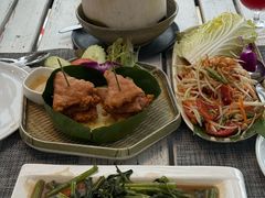 -卷心菜和避孕套餐厅(Pattaya)