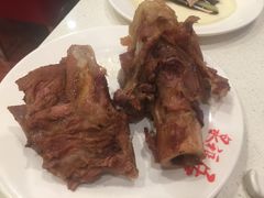 -泉福居酱骨头自助广场(南大街商业步行街店)