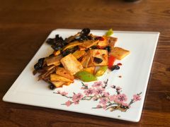 -垚慈居素食(华发新城店)