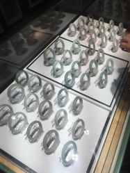 -北京七彩云南翡翠珠宝旗舰店(月坛店)