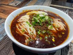 招牌传统麻辣面-聚合鑫东北熏酱熟食麻辣面(长阳店)