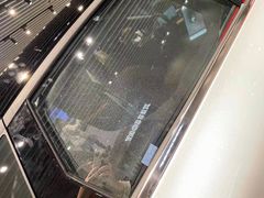 -小鹏汽车体验中心(苏州龙湖狮山天街店)