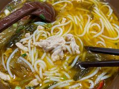 酸菜肉丝米线-乡村基(观音桥阳光世纪店)