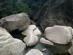 -鄣山大峡谷