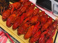-肥肥虾庄·金牌油焖大虾(汉街SKP店)