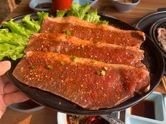 飘香大片肥牛排-小米烤肉-泥炉炭烤(常营店)