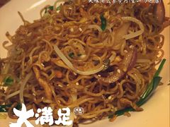 -新大咀港式茶餐厅(宝山万达店)