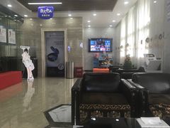 -茂菊口腔连锁(浦东南路店)