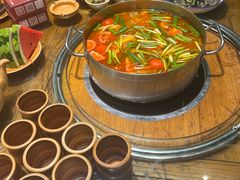 -亮欢寨酸汤鱼(沙冲路店)