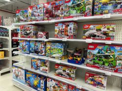 -玩动奇季品牌玩具超市