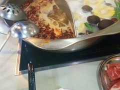 -尚品海鲜肥牛自助火锅(湖明店)