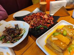 -隔壁老王·家常云南菜(花巷店)