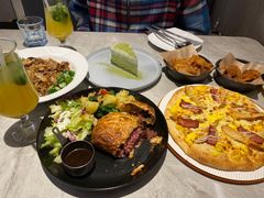 -必胜客(东大桥店)