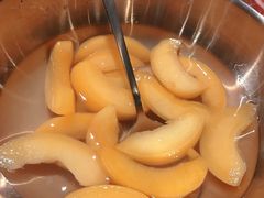 糖水黄桃-本炙炭烤·蒲烧活鳗料理店(金沙洲店)