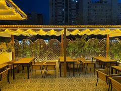 户外座位-格鲁·秀色Georgia’s Feast