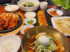 -军硕烤肉·部队火锅(二七万达店)
