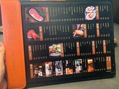 -铭牛烧肉·和牛海鲜自助(高新月牙湖店)