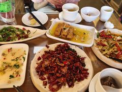 -隔壁老王·家常云南菜(花巷店)