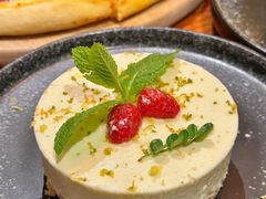 -Luga's 西餐酒吧·bistro(百家湖1912店)