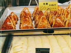 -鲍师傅糕点(江苏路店)