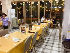 -鹏城人家海鲜酒家·23年老字号(较场尾店)