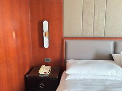 -上海雅居乐万豪侯爵酒店