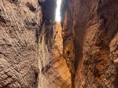 -天山神秘大峡谷