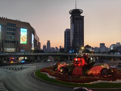 -陆家嘴空中步行连廊